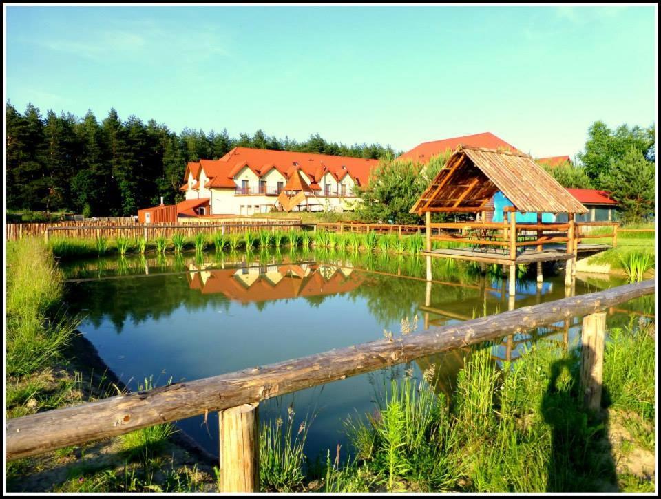 Hotel Sosnowe Zacisze Barszczewo à Choroszcz Extérieur photo